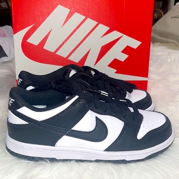 🐼Nike Dunk Low Black and white Pandas 🐼 Women’s 7 - Picture 5 of 11